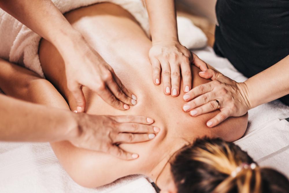 Four Hands Massage